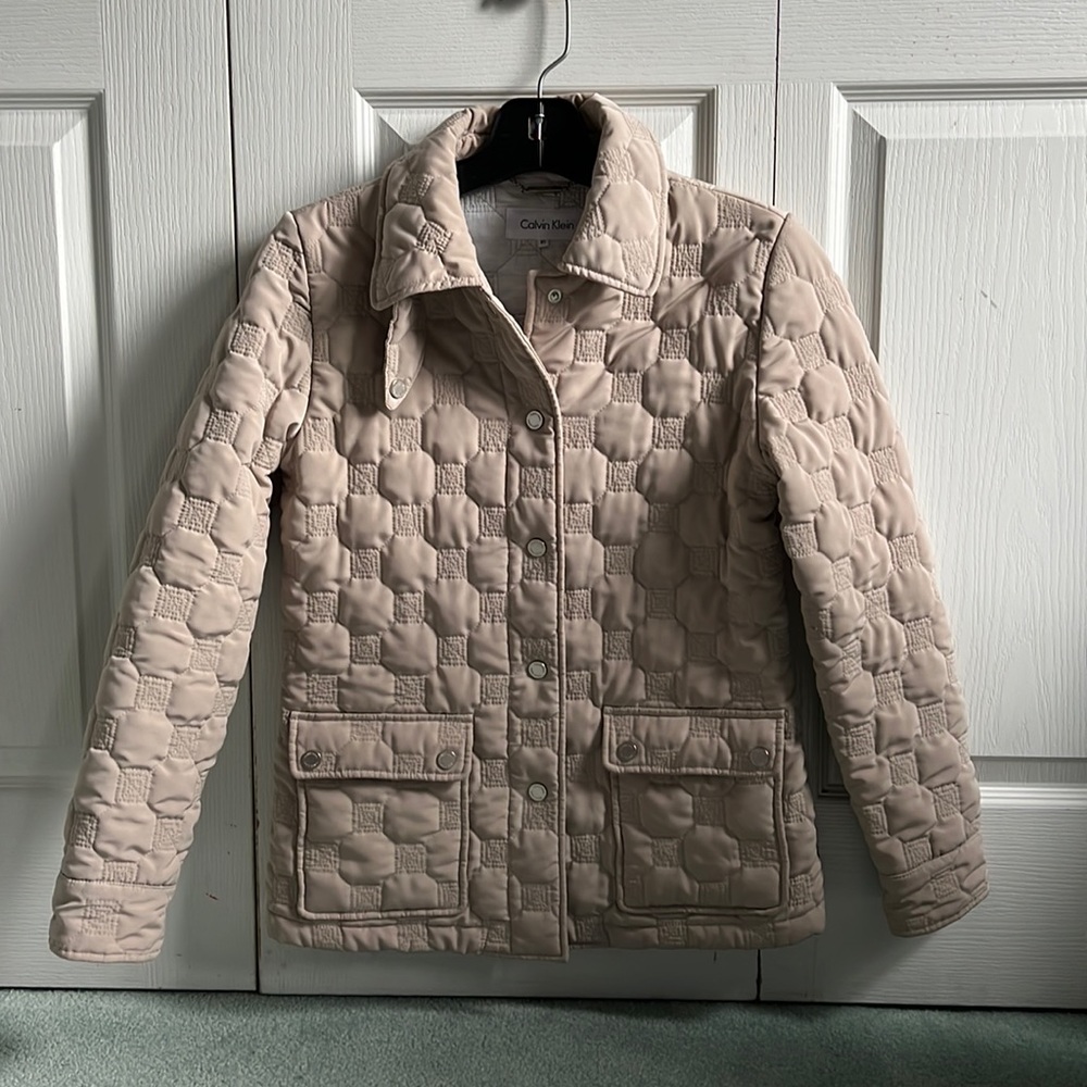 Calvin Klein quilted jacket. Size XS